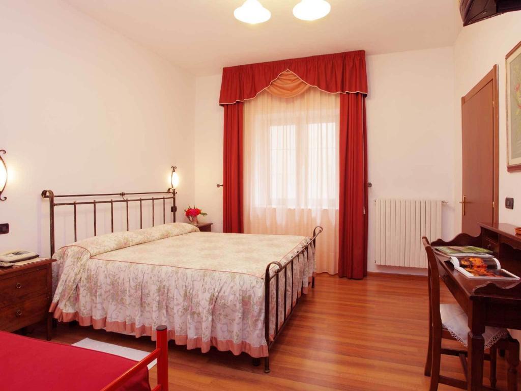 Albergo Le Macinaie - Monte Amiata Castel del Piano  Værelse billede