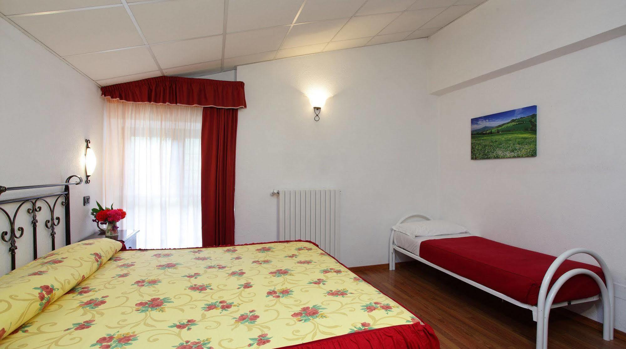 Albergo Le Macinaie - Monte Amiata Castel del Piano  Eksteriør billede